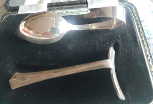 HALLMARKED SILVER VINTAGE BABY Christening Spoon and Pusher Solid Silver