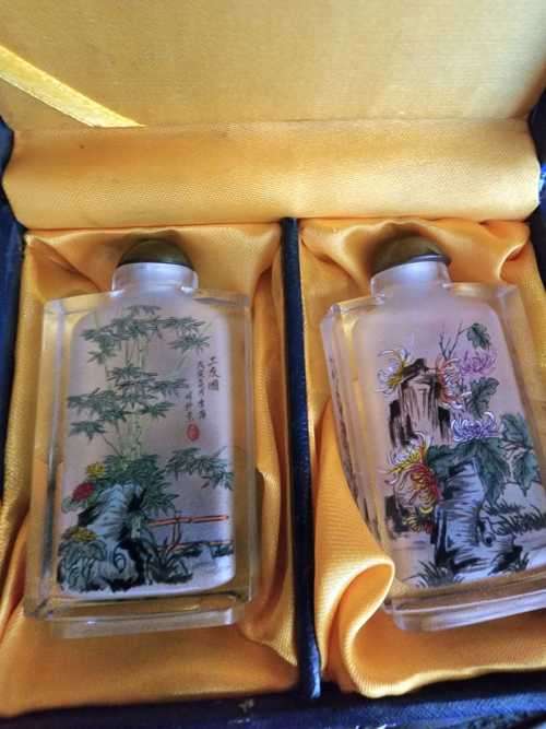 INSIDE PAINTED RARE CHINESE SNUFF BOTTLES STILL IN ORIGINAL BOX