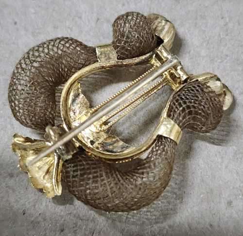 18 Carat Solid GOLD Victorian Mourning Harp Brooch with Real Hair Never to Be Foumd . Approx 7 Grams