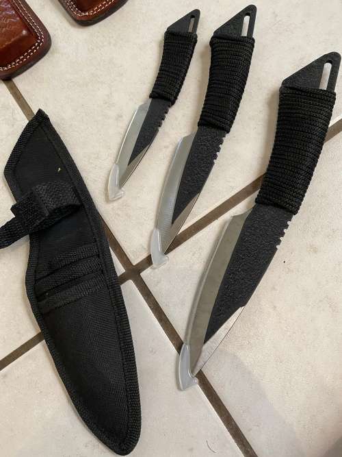  Nice Knife Collection 