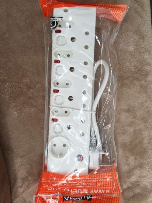 9 Way Multi plug with 4  lluminated  switches