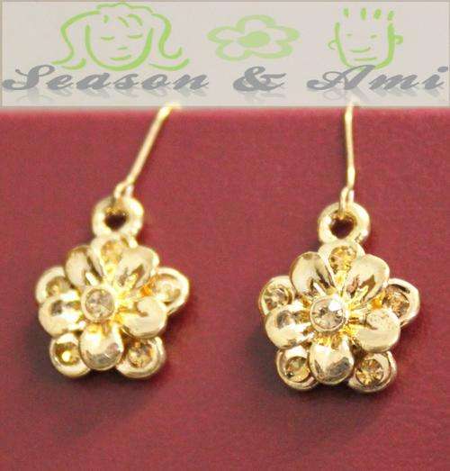 gold fashion flower earrings