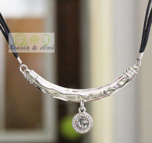 fashion stunning cubic zirconia leather cord necklace