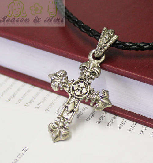 Cool design CROSS alloy metal pendant necklaces