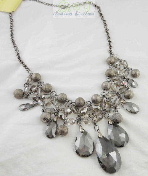 black crystal stone nacklace