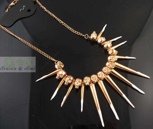 gothic style skull necklace