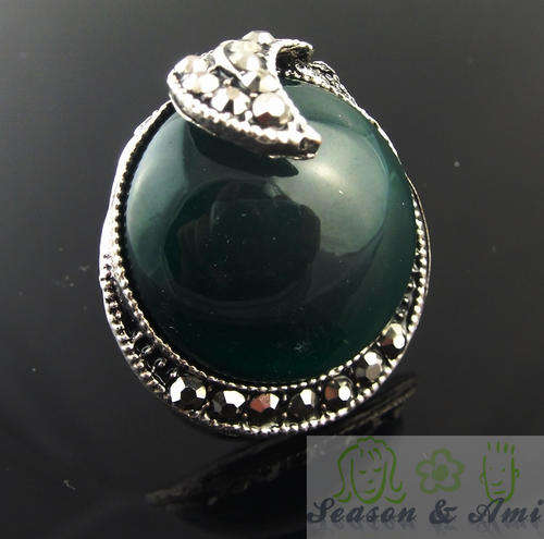 vintage style green ring(adjustable)