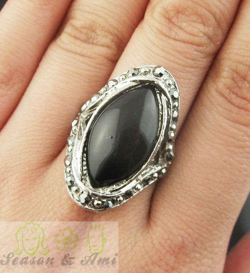 fashion black rings
