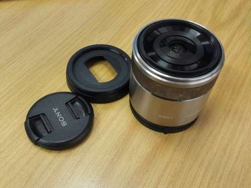 Sony SEL 30mm F3.5 Macro lens (E-mount or NEX)