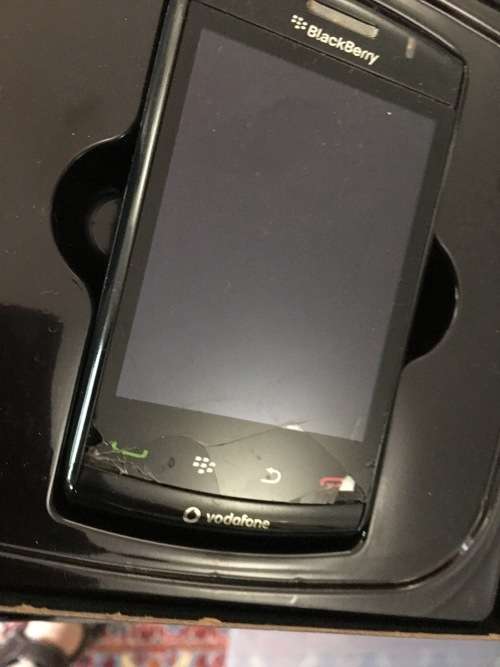 Blackberry X 2 and HTC - 3 phones - come and get them R1 and NO RESERVE!
