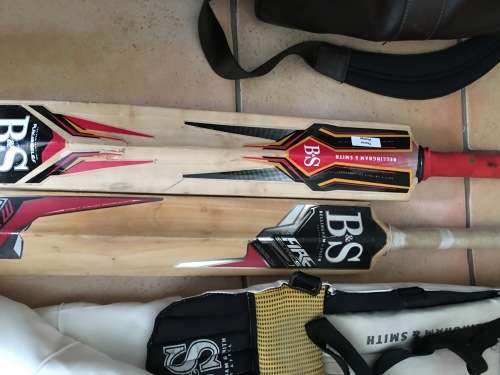 Full set of Cricket apparel - suit teenager