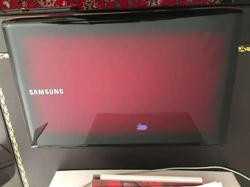 Samsung R580 i3 notebook with camera, CD/DVD drive