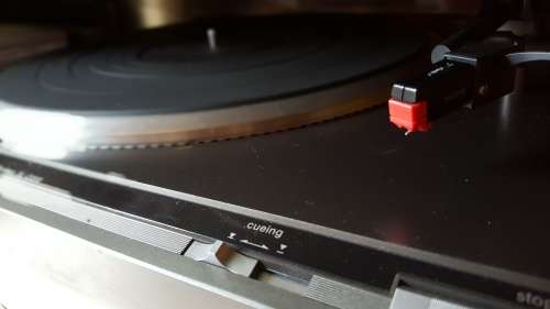 Technics SL-Q200 Direct Drive Automatic Turntable
