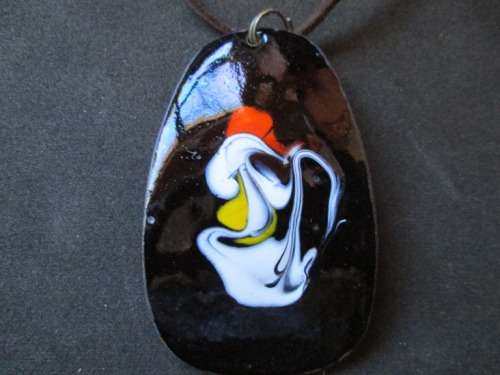 TRENDY, ENAMEL FIRED NECKLACE