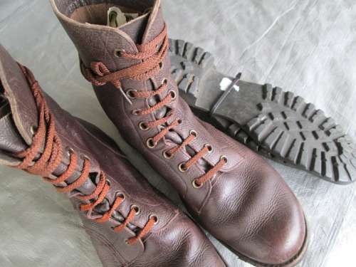 SA ARMY BORDER WAR LEATHER COMBAT BOOTS - SIZE 10
