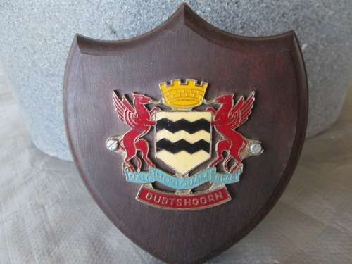OUDTSHOORN COAT OF ARMS PLAQUE