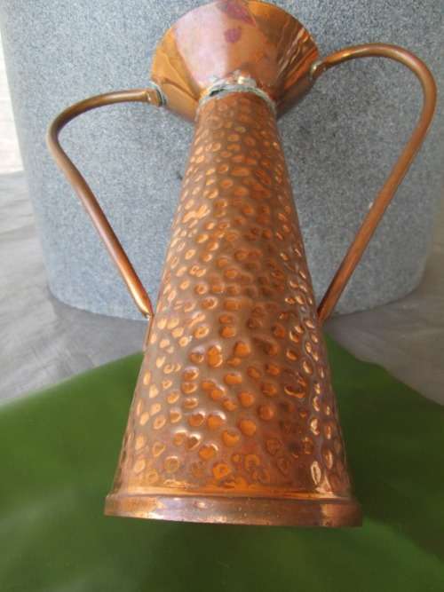 BRASS/COPPER VASE TYPE ORNAMENT