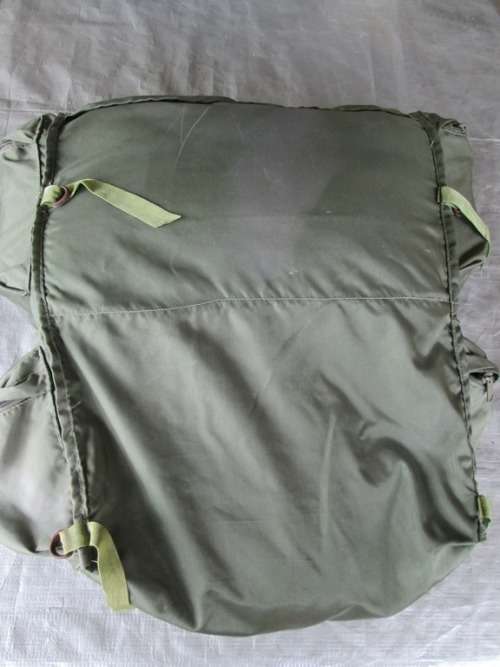 NYLON MATERIAL HIKING RUCK-SACK
