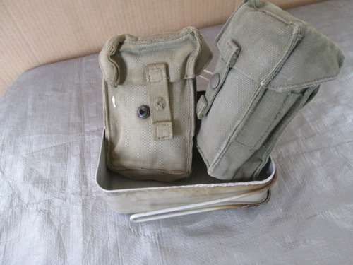 ARMY - BORDER WAR - DIXIE PAN/2 X R1 AMMO POUCHES