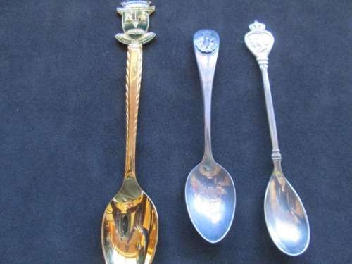 TEASPOONS COLLECTABLE - Joblot X3