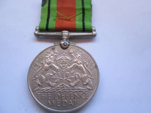 THE DEFENSE MEDAL - WORLD WAR II. 1939 - 1945-FULL SIZE