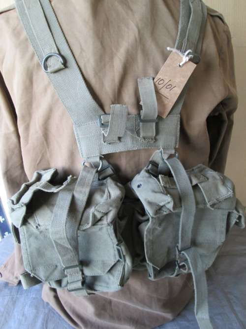 SADF BORDER WAR-CANVAS YOKE KIDNEY WEBBING WITH A BROWNS SHIRT-XL