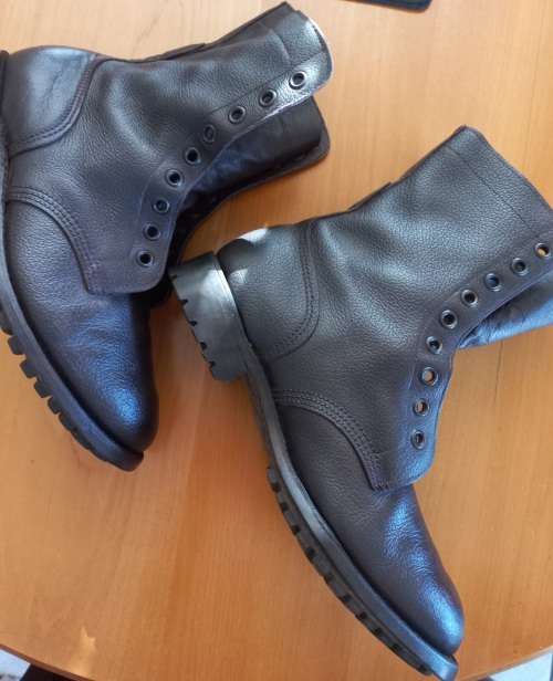 SADF BORDER WAR- ARMY LEATHER BOOTS