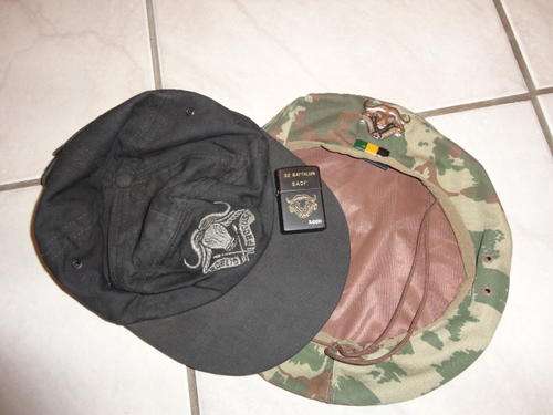 SADF bush war 32 batallion beret, cap and zippo lighter, original