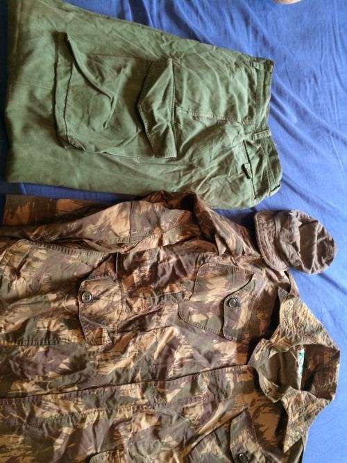 Rhodesian bush war FRELIMO, bring backs.