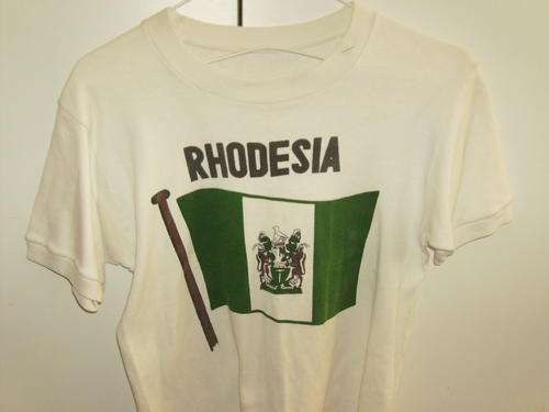 Rhodesian army, patriotic t-shirt. original good condition, small size bush war original.