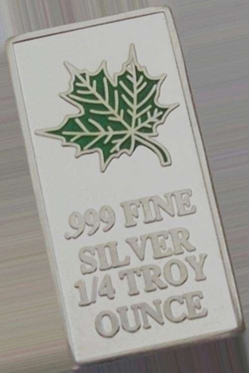 NEW!!! 1/4 Troy Oz Silver Maple Bar (Green Enamel)