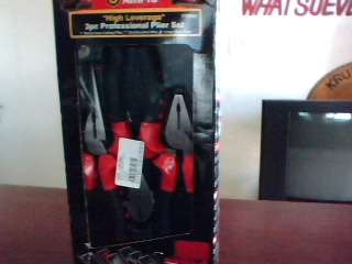 Ampro 3 piece plier set (Shipping R40)