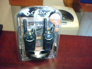 Two Way Radios Cobra Micro Talk (Shipping R50)