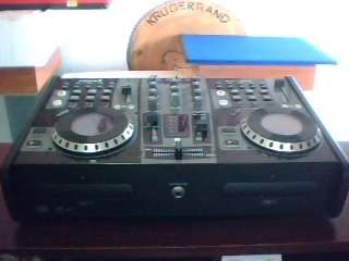 Jebson Twin CDJs (Shipping R90)