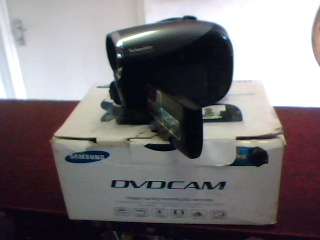 Samsung DVD Camera VP-DX205i in Box including Charger + Cables + disc + Rem (Shipping R60)