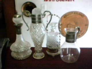Decanters x 4 (Shipping R60)