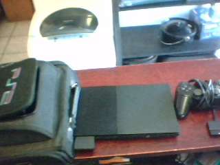 Sony Platstation 2 + Control + Cables + Bag (Shipping R60)