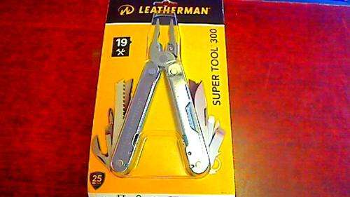 Leatherman Supertool 300 (FREE SHIPPING!!!!!)