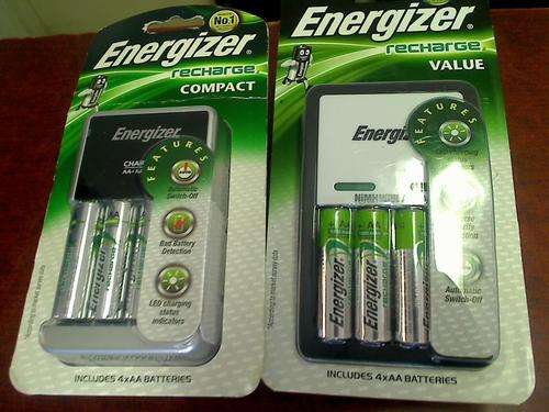Energizer Charger + 8 AA Rechargeable Batteries
