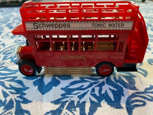 Matchbox Models Of Yesteryears Bus