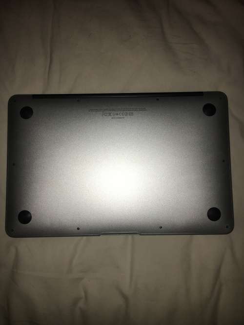 Macbook Air 11" (Includes Accessories)