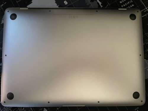 Apple MacBook Air 13-Inch With M1 Processor 7 Core GPU 256GB Space Grey - Mint Condition!