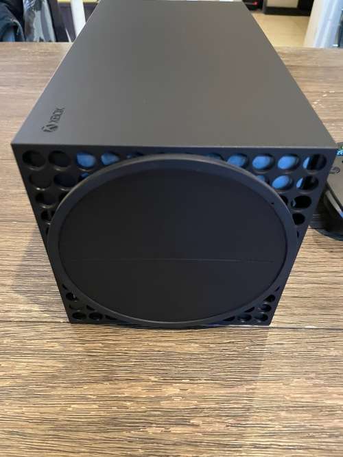 Xbox Series X Console - Mint Condition! (Includes Microsoft XBOX Series Wireless Headset)