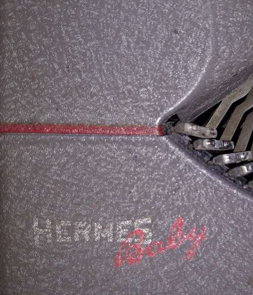 TypewritersOlivetti Studio 44 andHermes Baby