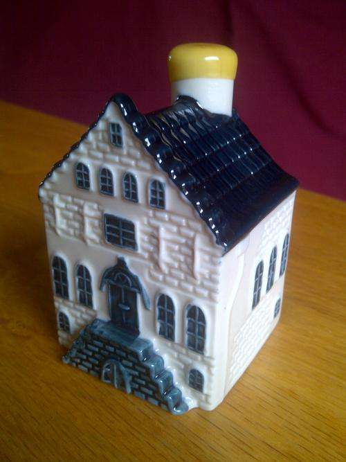 BOLS Delft KLM House No. 4 (sealed)