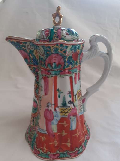 BEAUTIFUL EASTERN CHOCOLATE POT
