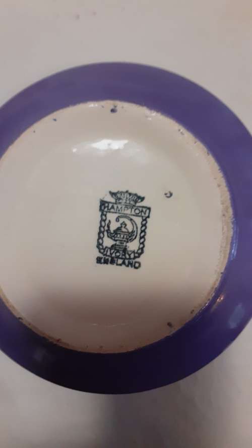 Stunning BISCUIT BARREL  in excellent condition