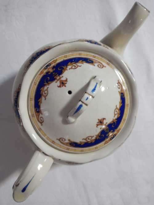 BEAUTIFUL GRINDLEY CREAMPETAL TEAPOT