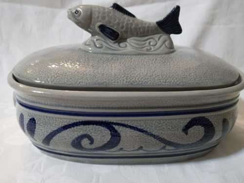 STUNNING SALT GLAZE FISH TUREEN (STAFFEL STONEWARE)