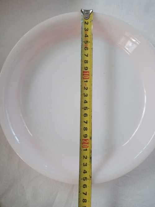 IN EXCELLENT CONDITION FIRE KING PIE DISH AND BOWL